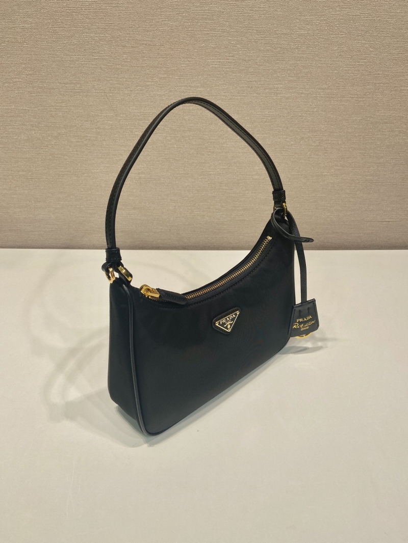 Pra*a hobo bags